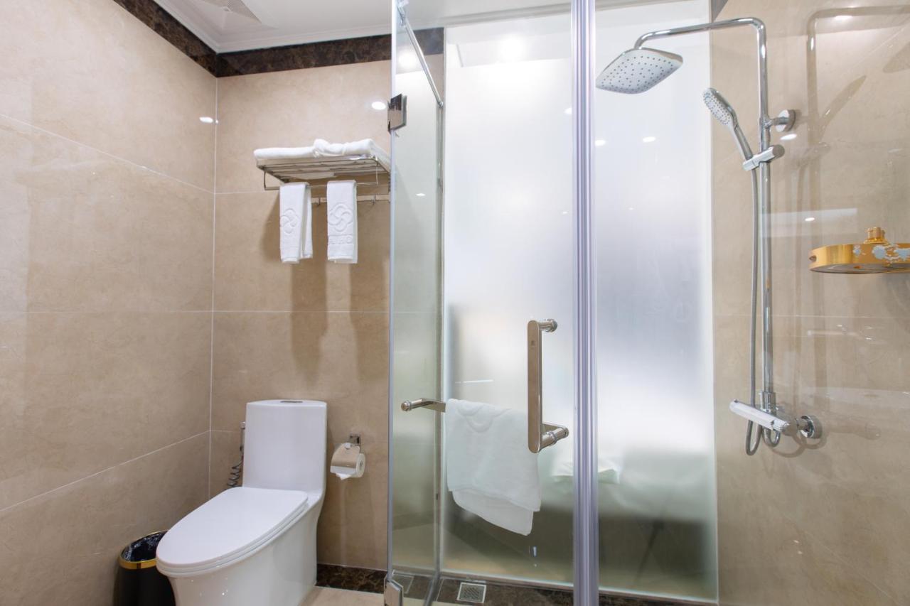 Sala Hotel Mong Cai Kültér fotó